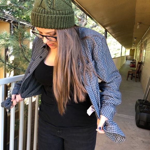 Vans plaid flannel button up shirt - Picture 7 of 7